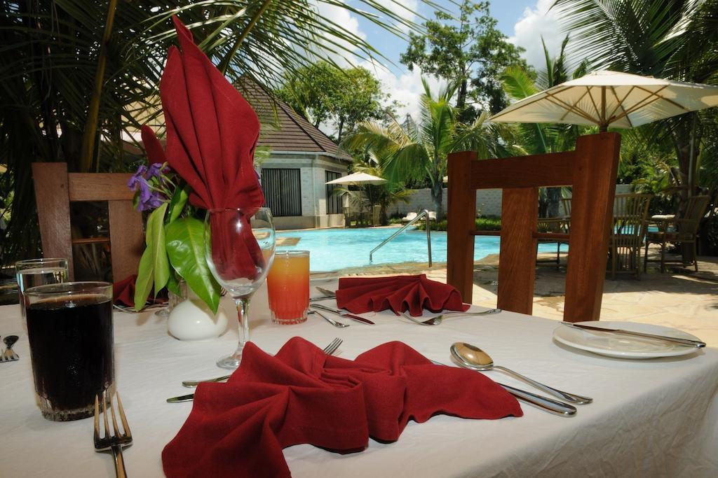 Lotfa Resort Diani เดียนีบีช ภายนอก รูปภาพ