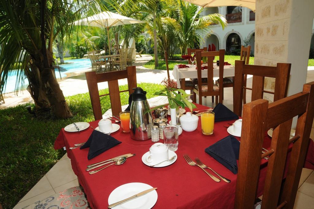 Lotfa Resort Diani เดียนีบีช ภายนอก รูปภาพ