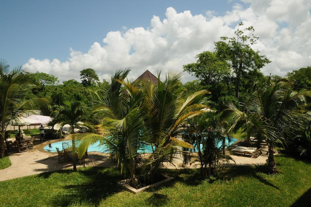 Lotfa Resort Diani เดียนีบีช ภายนอก รูปภาพ