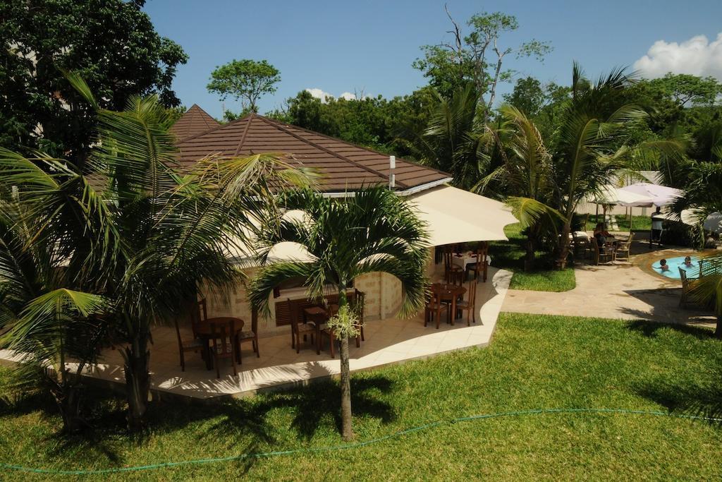 Lotfa Resort Diani เดียนีบีช ภายนอก รูปภาพ