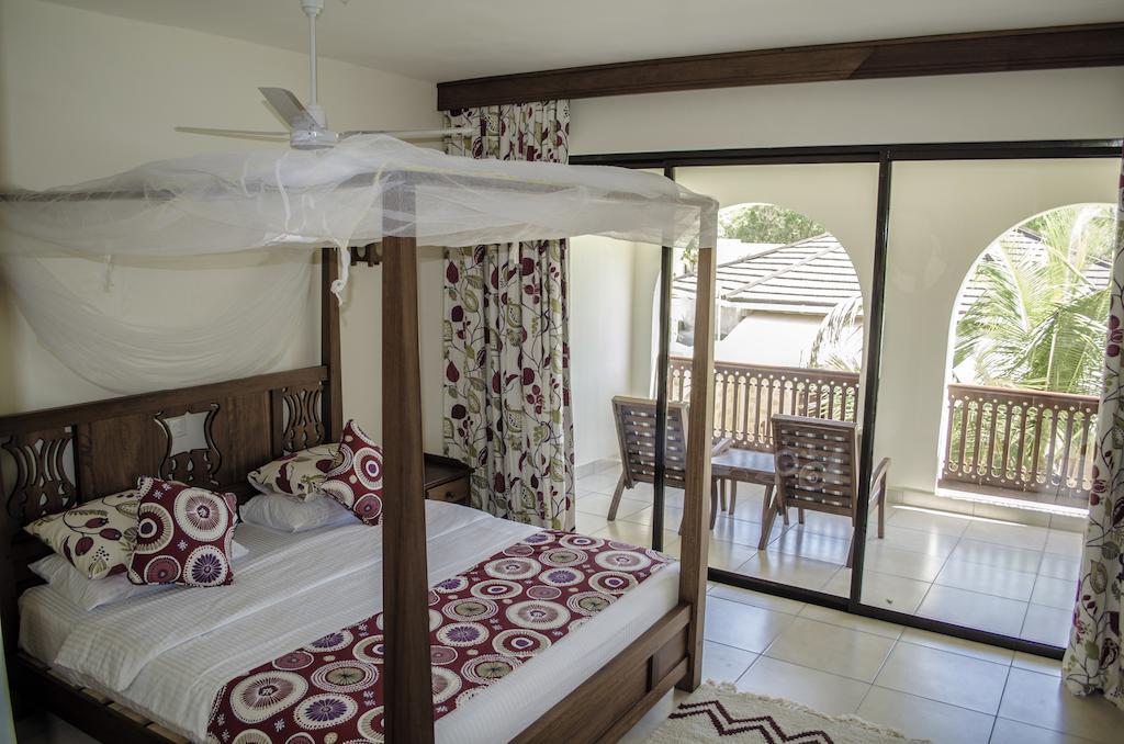 Lotfa Resort Diani เดียนีบีช ภายนอก รูปภาพ